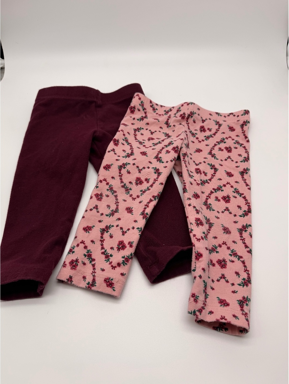Lot of 2 Pairs the children’s place 12-18m pink and dark red